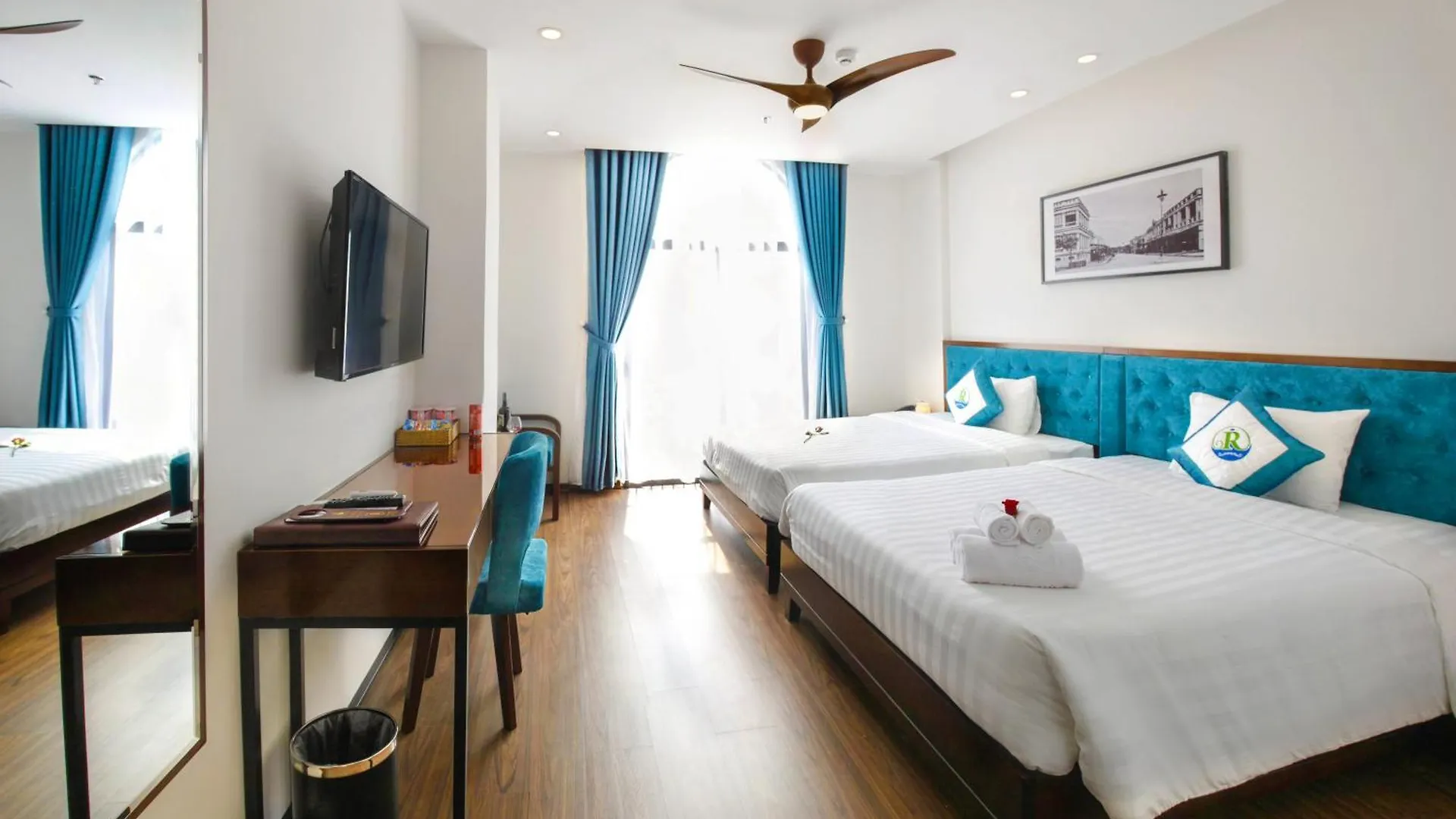 Ritzy Boutique Hotel Da Nang Beach 4*,  Vietnam