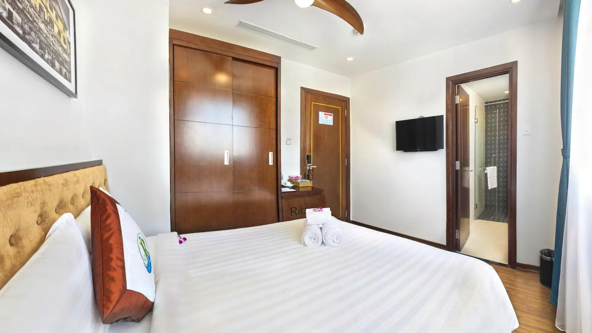 Ritzy Boutique Hotel Da Nang Beach