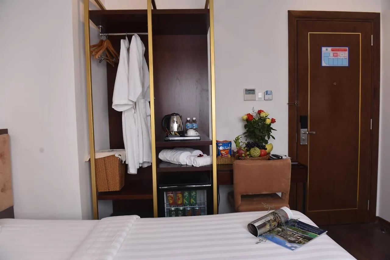 Ritzy Boutique Hotel Da Nang Beach