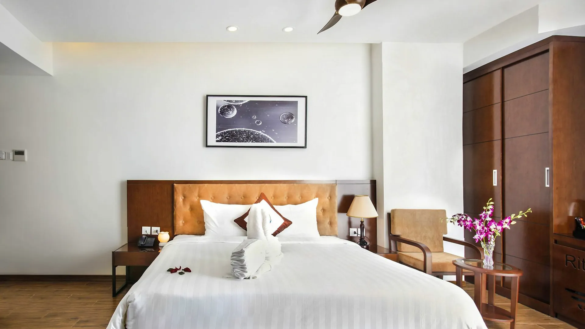 Ritzy Boutique Hotel Da Nang Beach